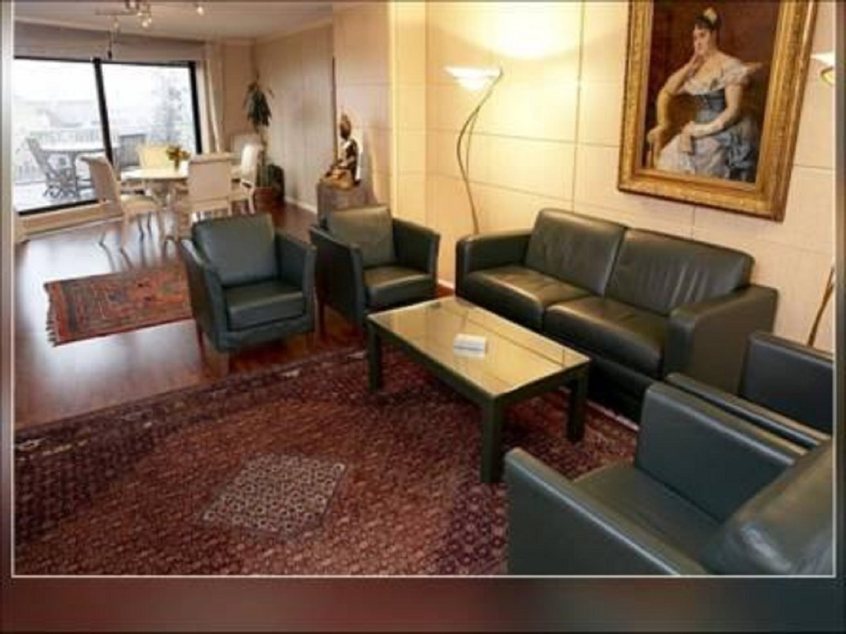 B-aparthotel Montgomery,